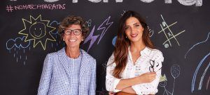 Sara Carbonero y Elena Barraquer, juntas con Polaroid